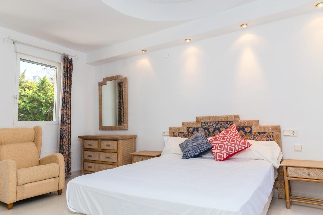Oasis Club II Triplex Apartment By Rock Rentals Javea Exterior photo