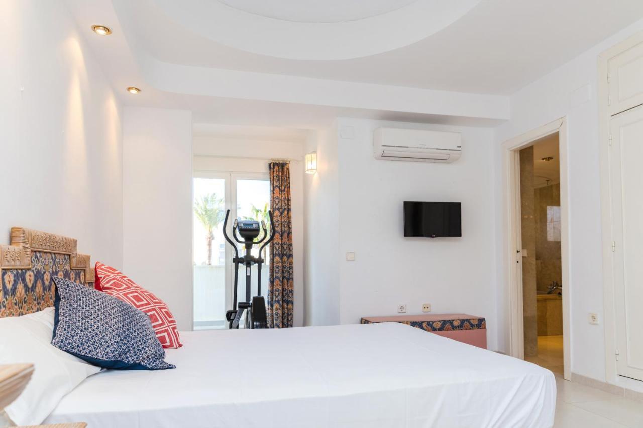 Oasis Club II Triplex Apartment By Rock Rentals Javea Exterior photo